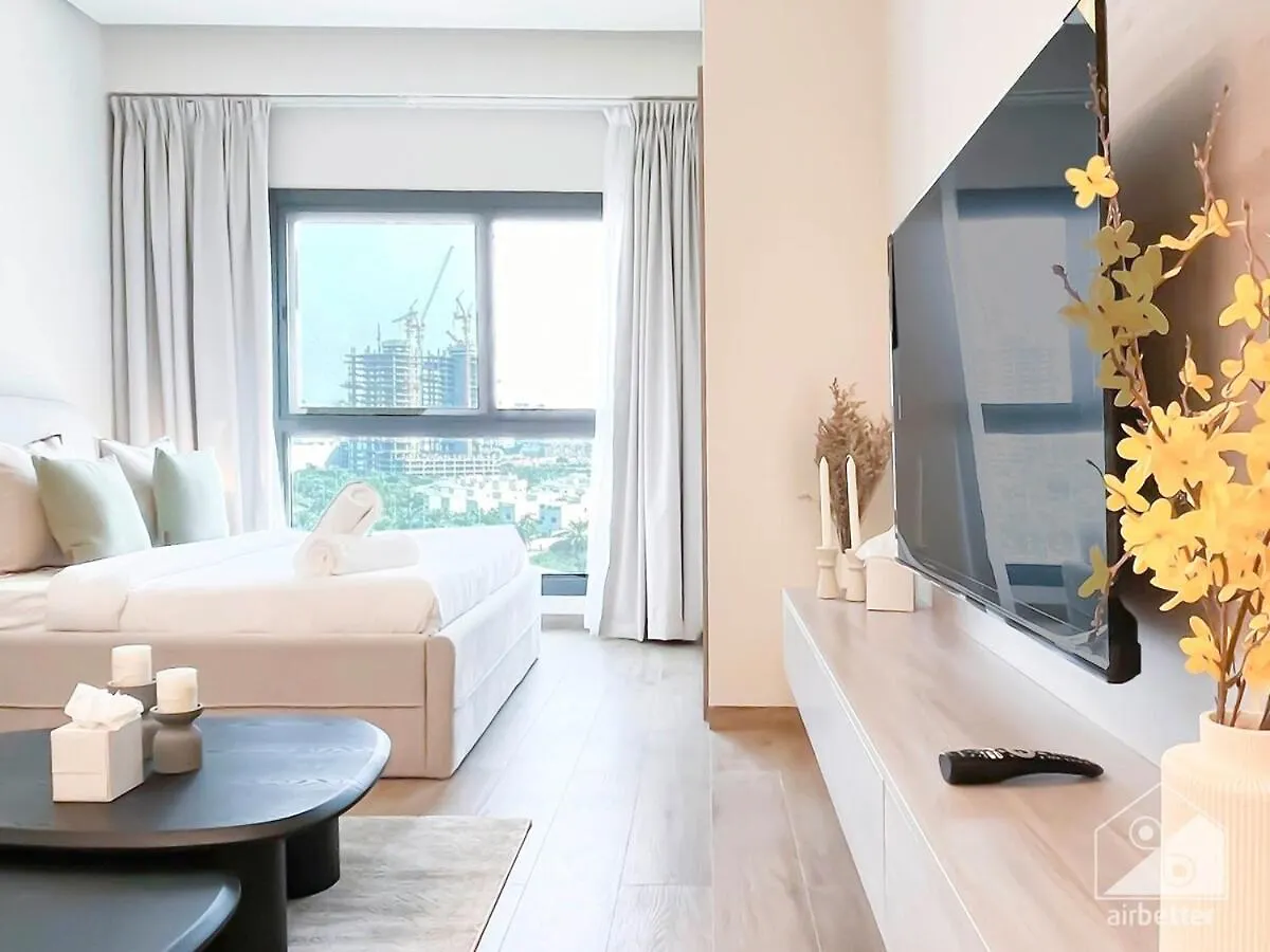 Rokane G25 Studio Modern Comfort With City Views Dubai 0*,